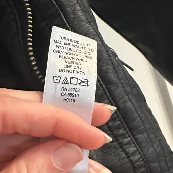 Women's Black Faux Leather Jacket - Picture 7 of 8